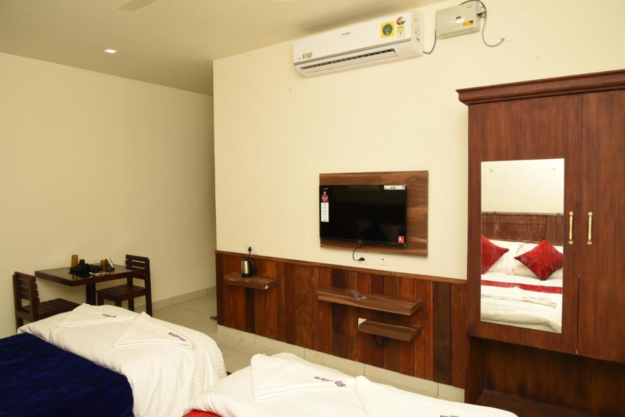 Sree Ganesh Inn Palni Extérieur photo