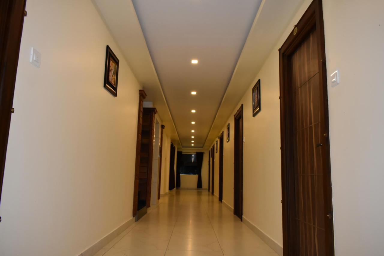 Sree Ganesh Inn Palni Extérieur photo